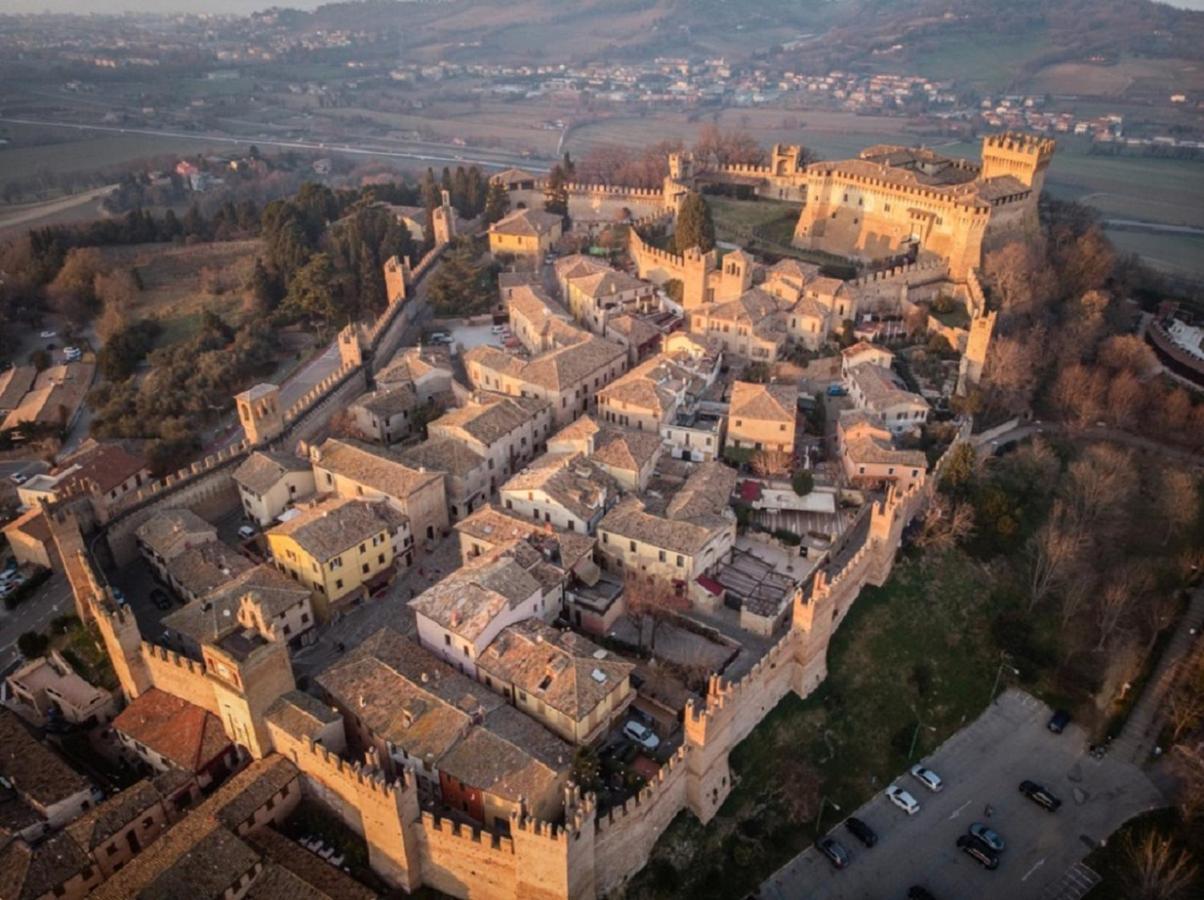 La Pulcia B&B Gradara Exterior photo