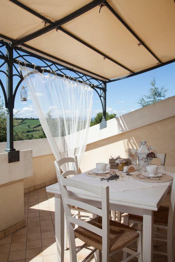 La Pulcia B&B Gradara Exterior photo